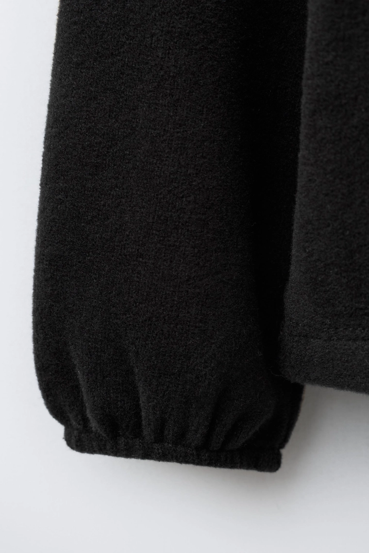 Футболка из мягкого трикотажа с карманом в форме сердца