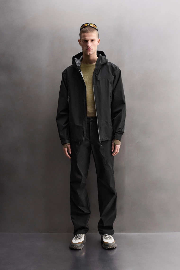 Водонепроницаемые технические штаны из мембранного материала