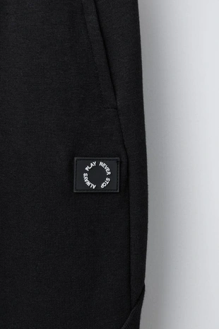 Брюки-джоггеры из ткани интерлок пике- Заказать в России