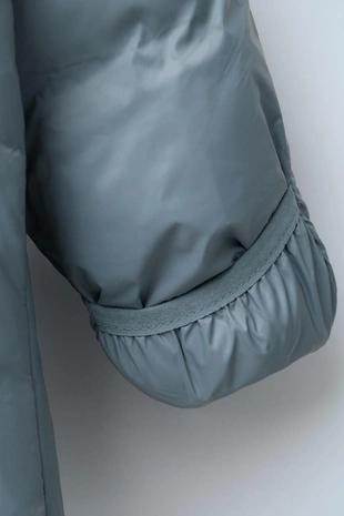 Нейлоновый комбинезон со съемными носочками