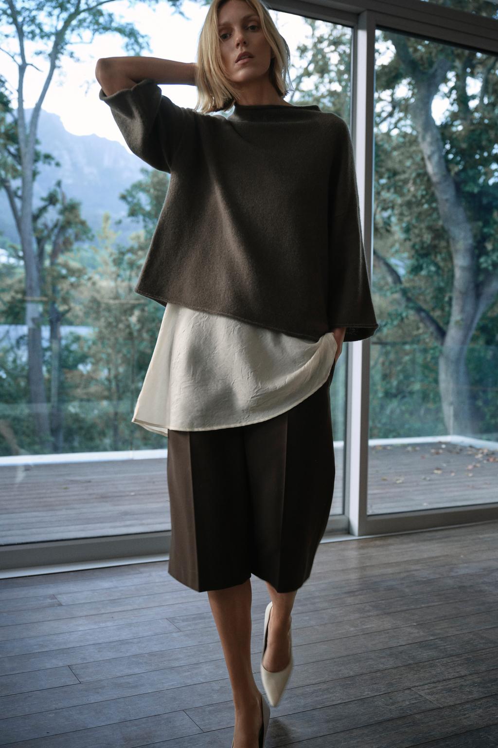 СВИТЕР ИЗ ШЕРСТИ С АТЛАСНЫМИ ДЕТАЛЯМИ