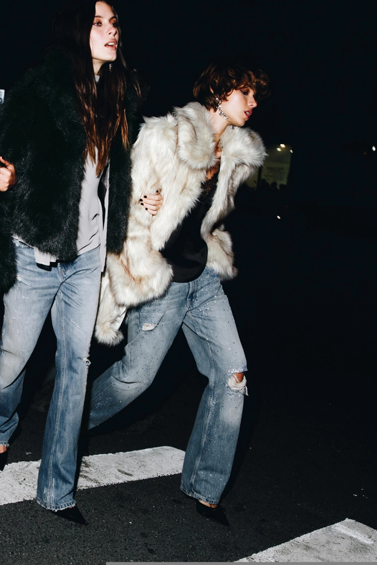 Джинсы trf с разрывами и камнями сваровски