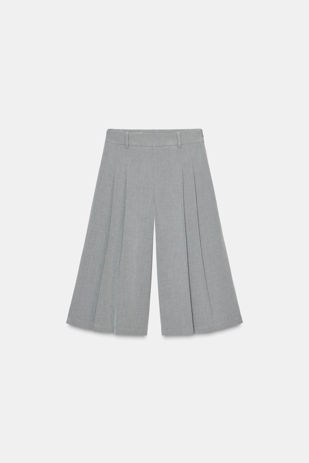 ДЛИННЫЕ БЕРМУДЫ С ЗАЩИПАМИ