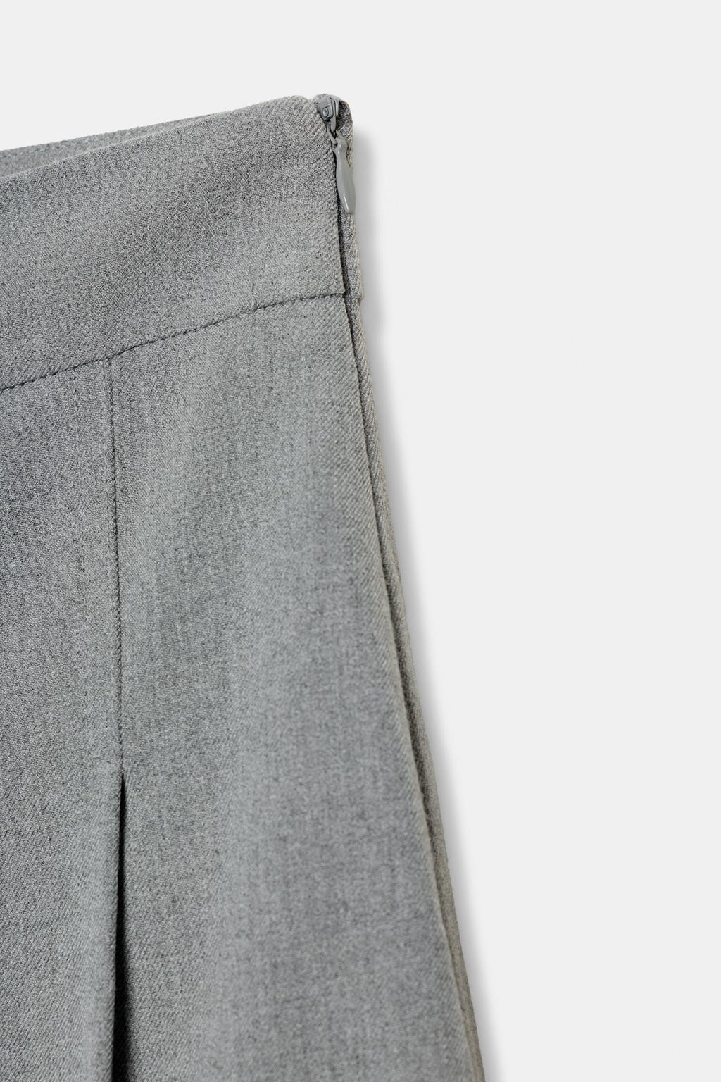 ДЛИННЫЕ БЕРМУДЫ С ЗАЩИПАМИ