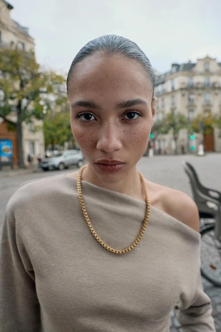 Топ асимметричного кроя из мягкой ткани