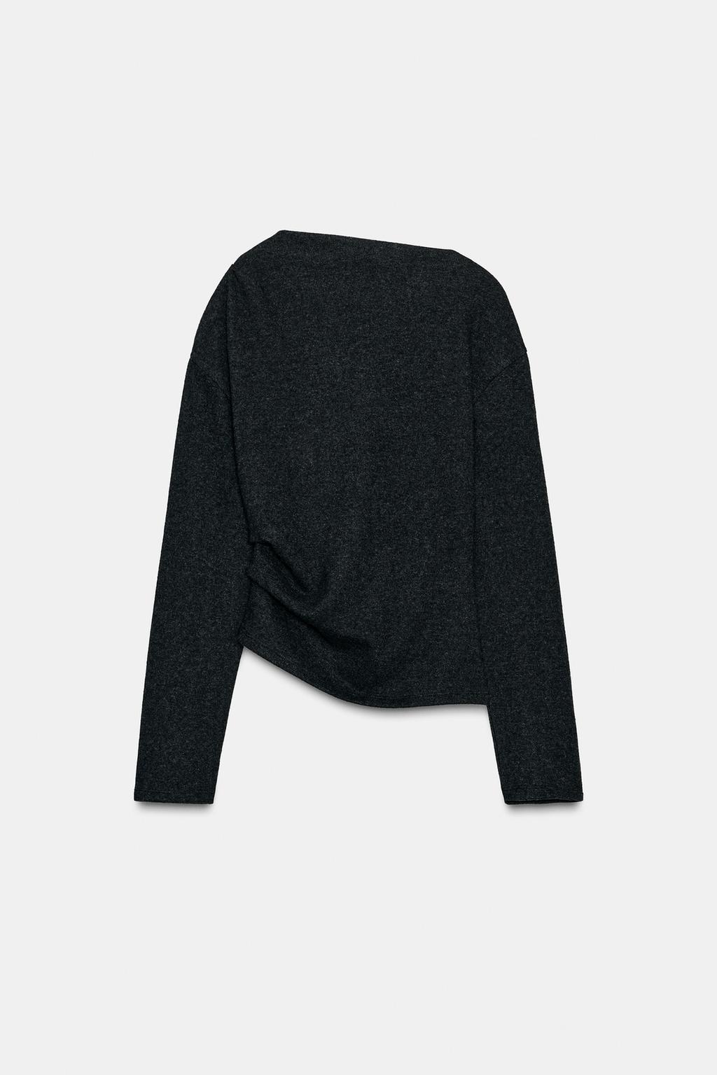 МЯГКИЙ ТОП СО СБОРКАМИ