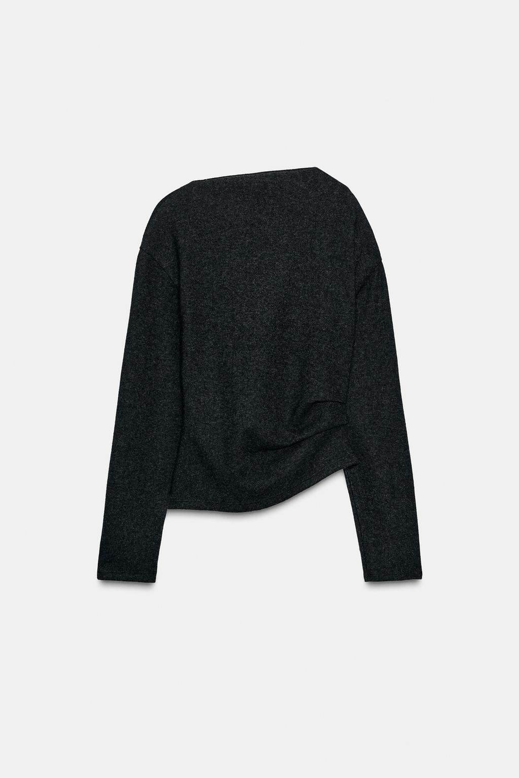 МЯГКИЙ ТОП СО СБОРКАМИ