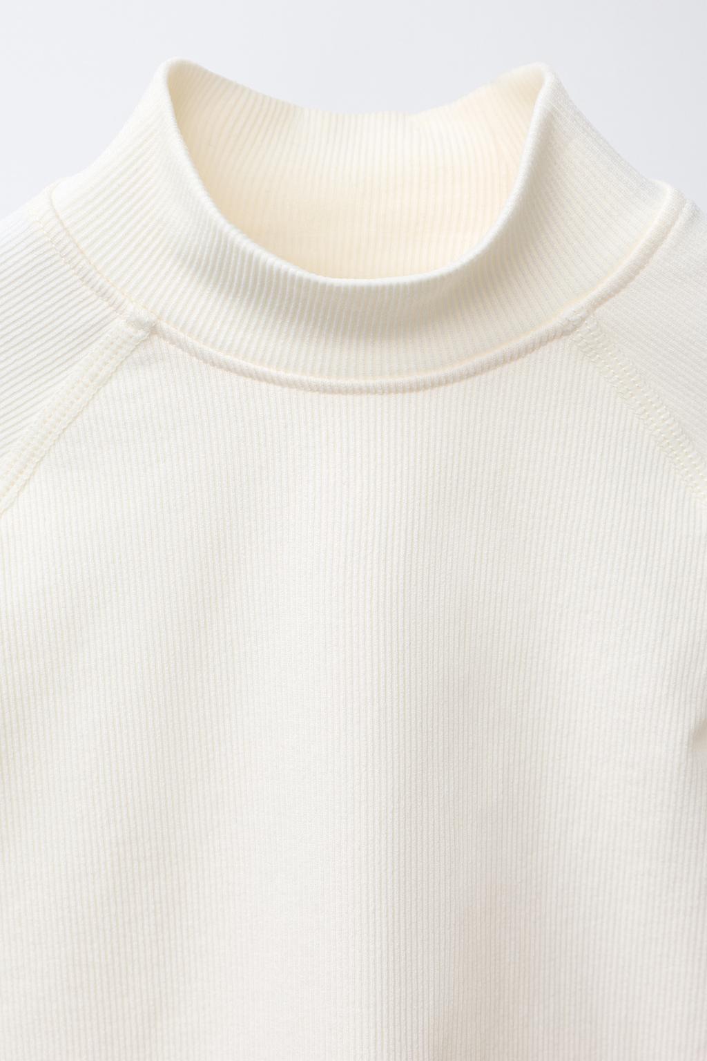 ТЕРМОФУТБОЛКА В РУБЧИК С РЕЛЬЕФНОЙ НАДПИСЬЮ