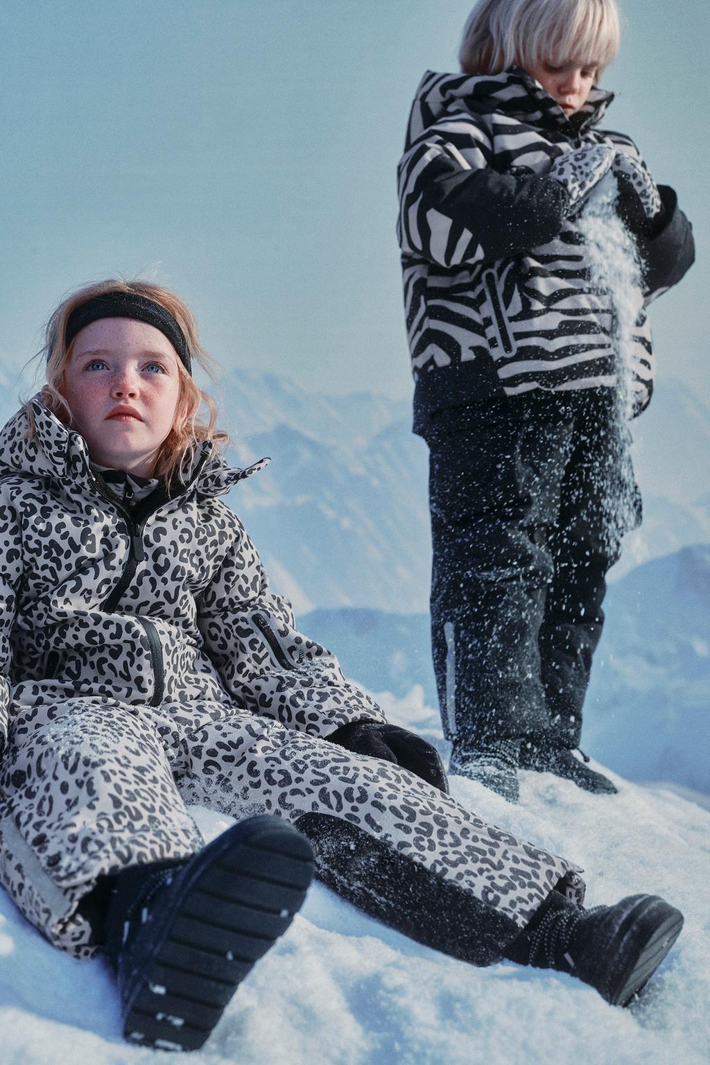 ВОДОНЕПРОНИЦАЕМАЯ И ВЕТРОЗАЩИТНАЯ ЛЫЖНАЯ КУРТКА С ПРИНТОМ ЗЕБРЫ