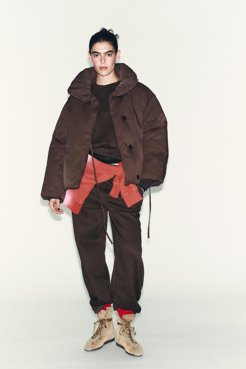 КОРОТКАЯ СТЕГАНАЯ КУРТКА WATER AND WIND PROTECTION