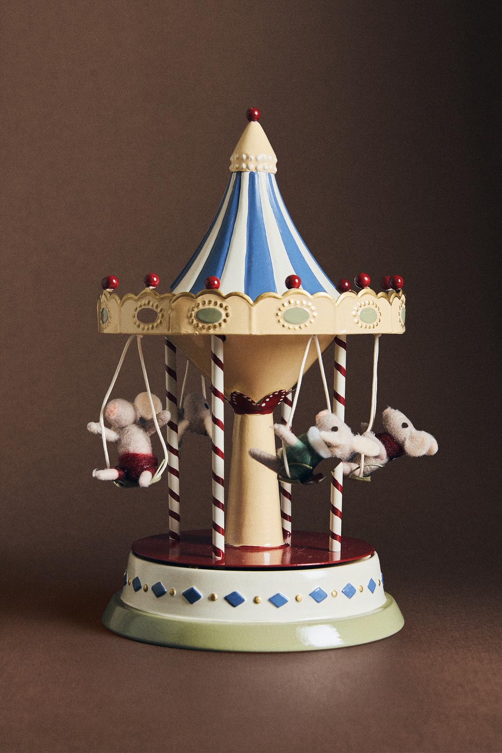 Музыкальный карусельный рождественский декор