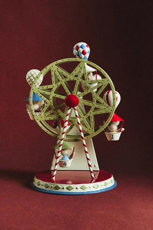 Музыкальное колесо обозрения в новогоднем стиле- Заказать в России