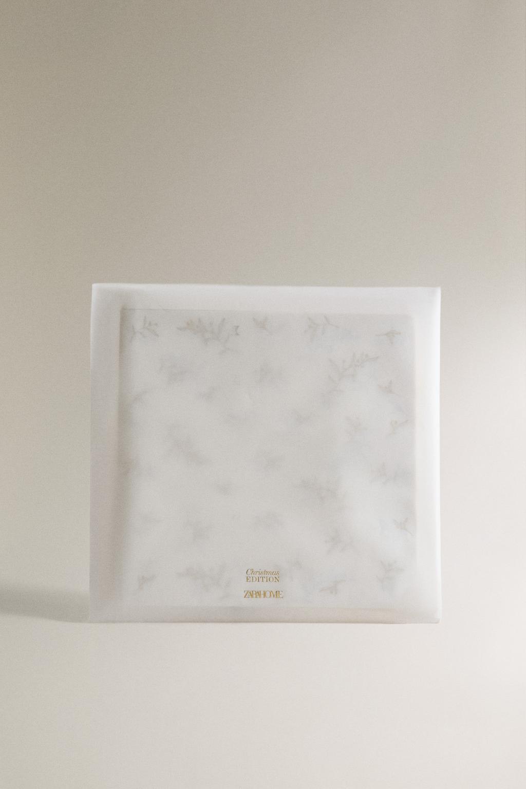 Набор бумажных рождественских салфеток с ветками (набор из 20 штук)