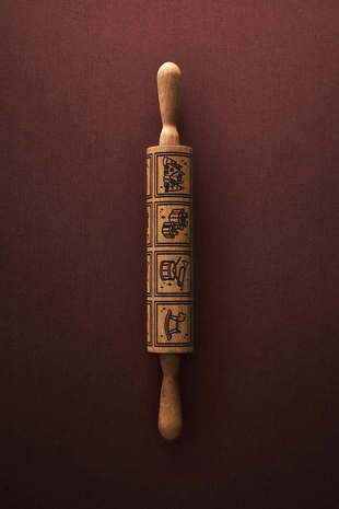 Деревянный скалка с рельефными рождественскими рисунками- Заказать в России