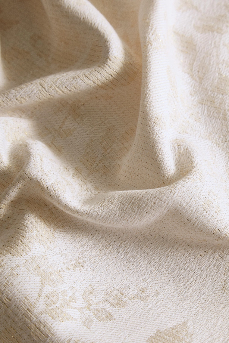 Столовое полотенце с новогодним цветочным узором из хлопка в золоченом обрамлении