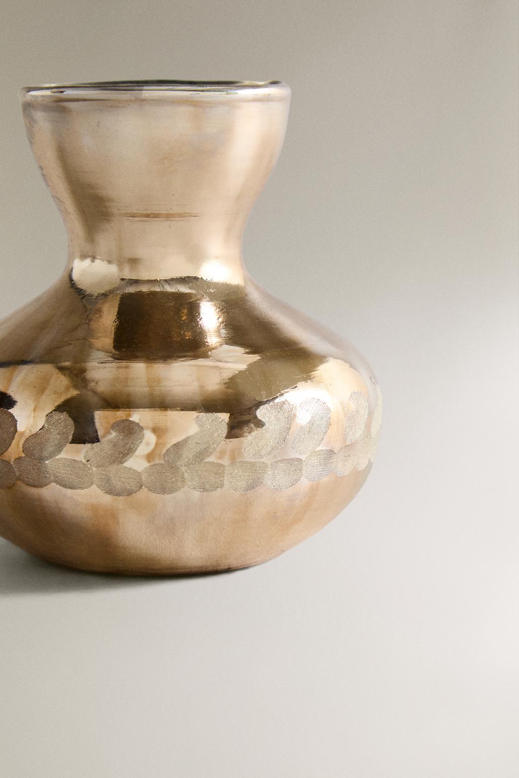 Античная стеклянная мини-ваза для рождества