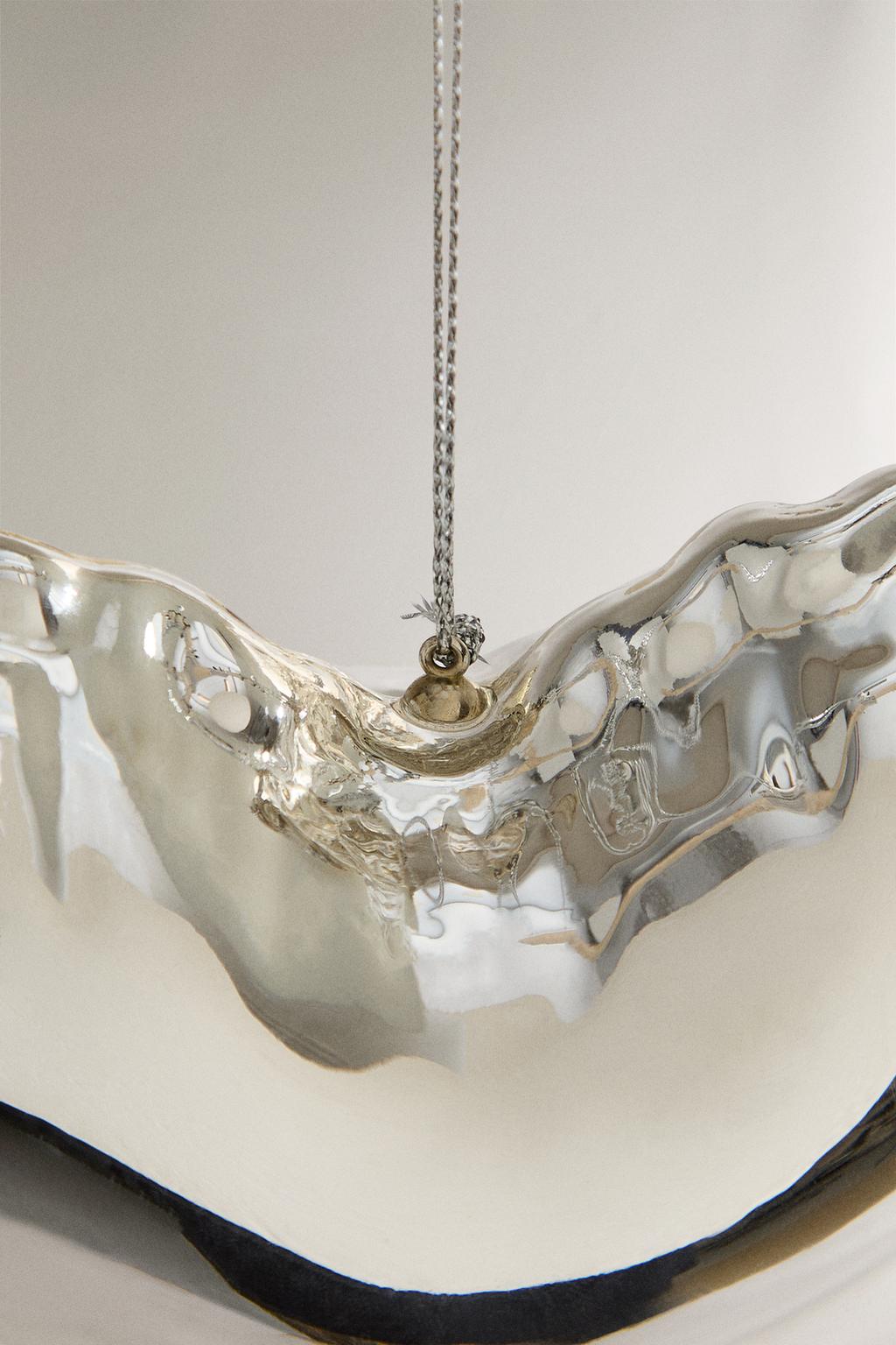 Украшение для ёлки в форме сердца с воздушным шаром