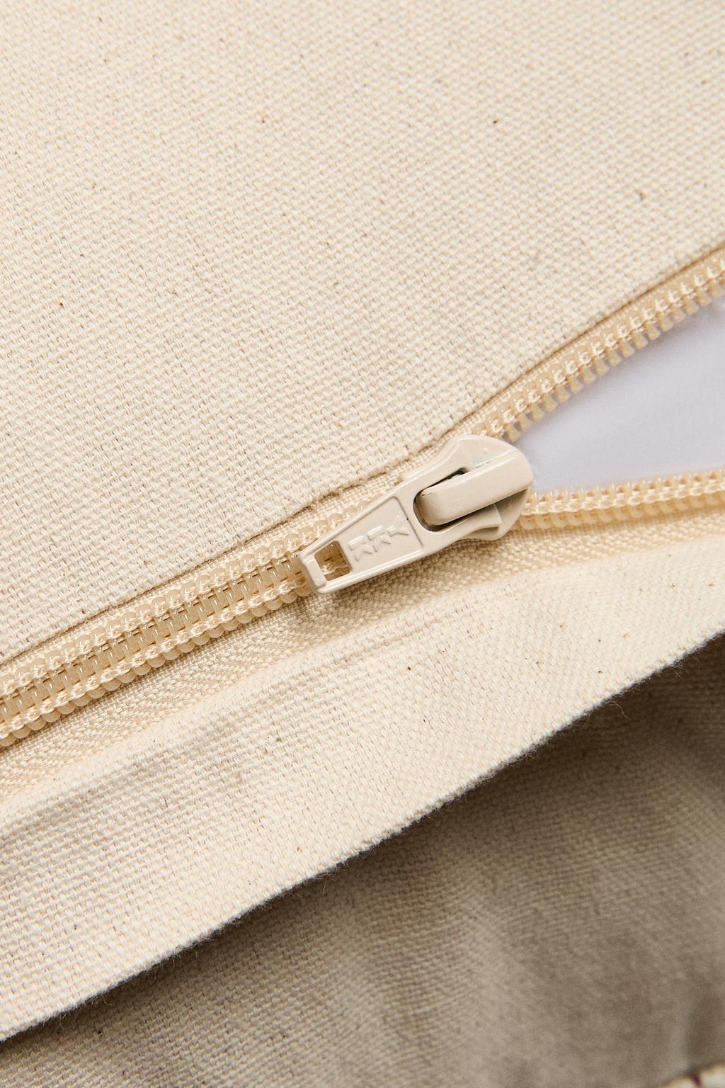 Симметричный чехол подушки на рождество