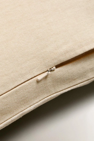 Подушка с рождественским снежным домом- Заказать в России