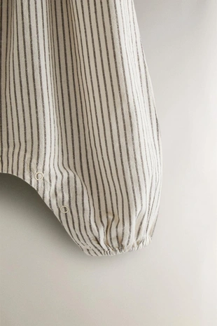 Ползунки для младенцев с рождественскими полосками и складками- Заказать в России