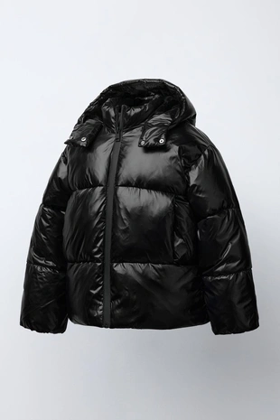 SHINY HOODED PUFFER JACKET WITH FAUX FUR LINING