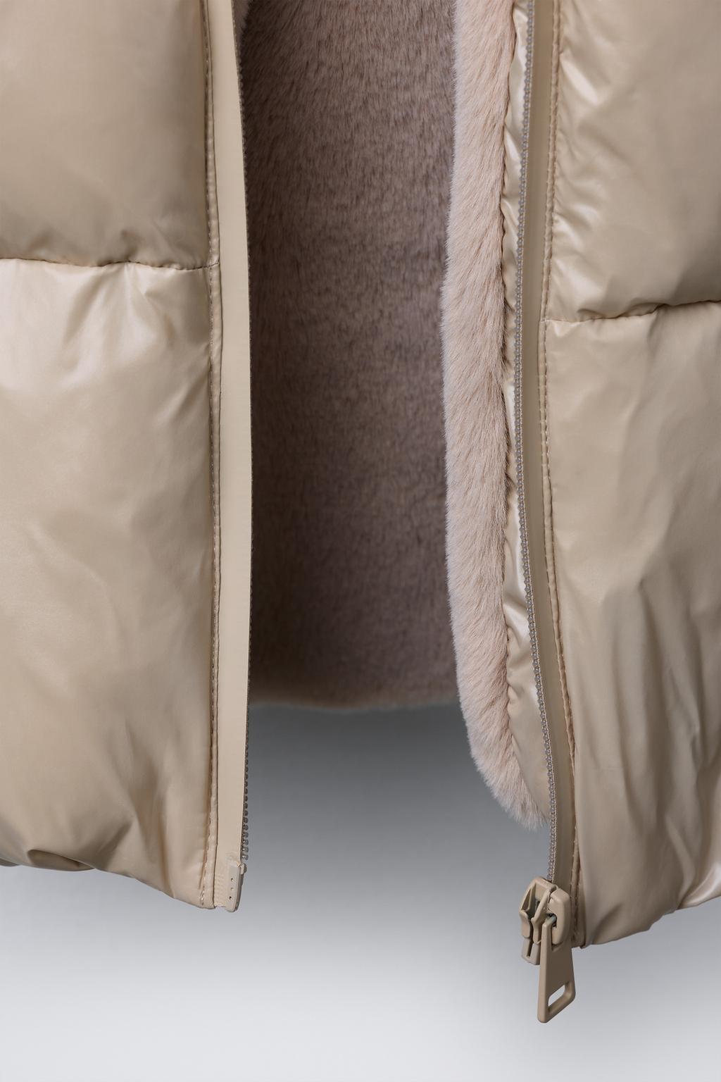 SHINY PUFFER JACKET WITH FAUX FUR LINING