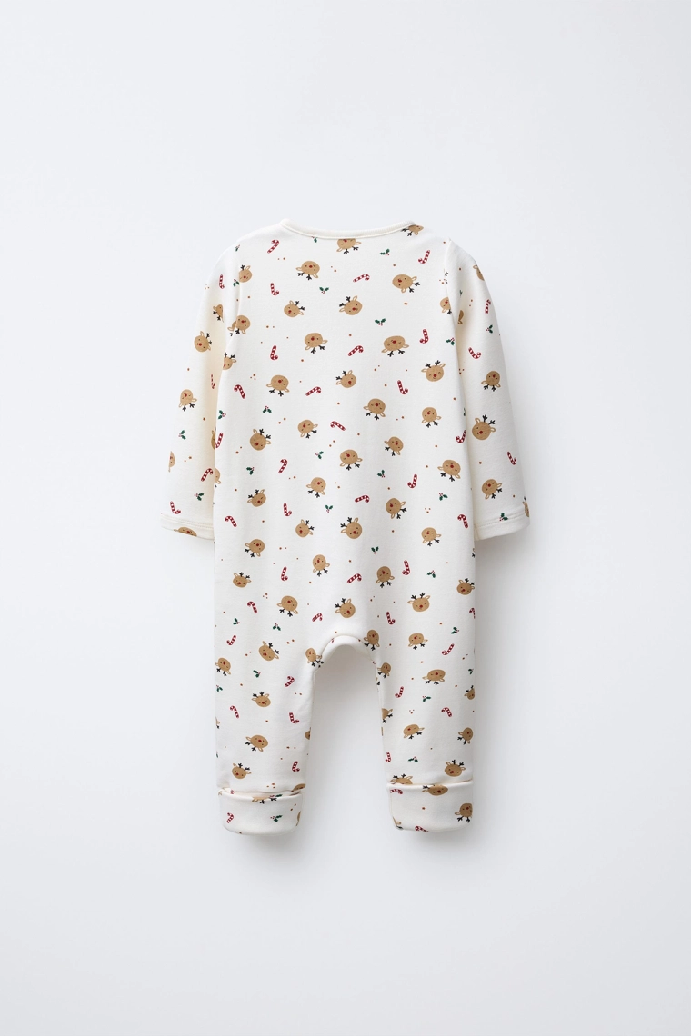 Комбинезон-трансформер с ножками рендера