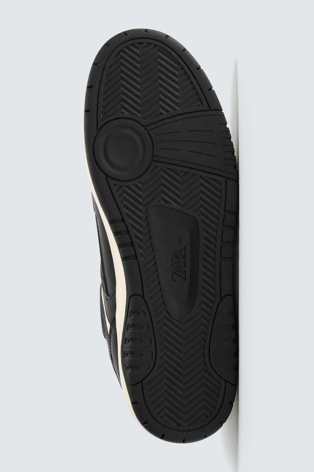 БАСКЕТБОЛЬНЫЕ КРОССОВКИ