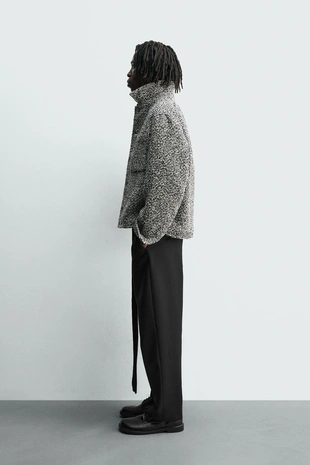 Куртка-рубашка с рельефными карманами