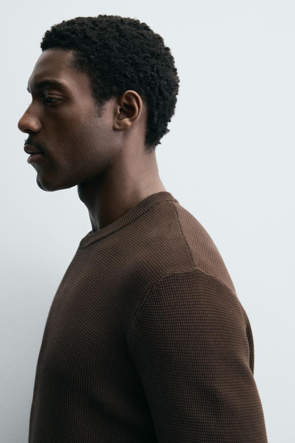 СВИТЕР КЛАССИЧЕСКОГО КРОЯ ВАФЕЛЬНОЙ ВЯЗКИ