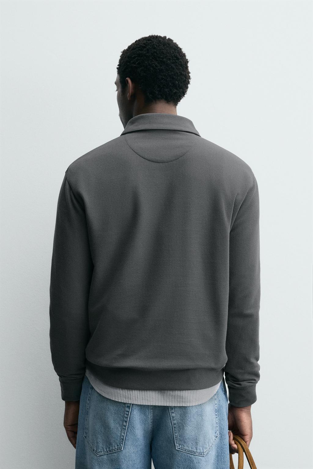 ПОЛО СТРУКТУРНОЕ НА МОЛНИИ