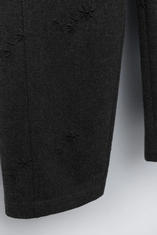 Мягкие брюки BARREL с вышивкой в виде цветов- Заказать в России