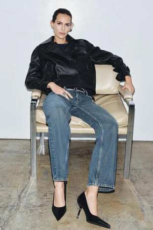 Кожаные туфли на каблуке- Заказать в России