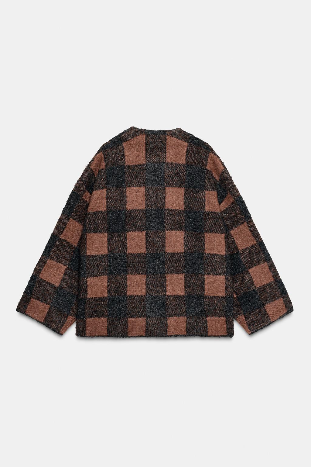 ТРИКОТАЖНОЕ ПАЛЬТО В КЛЕТКУ