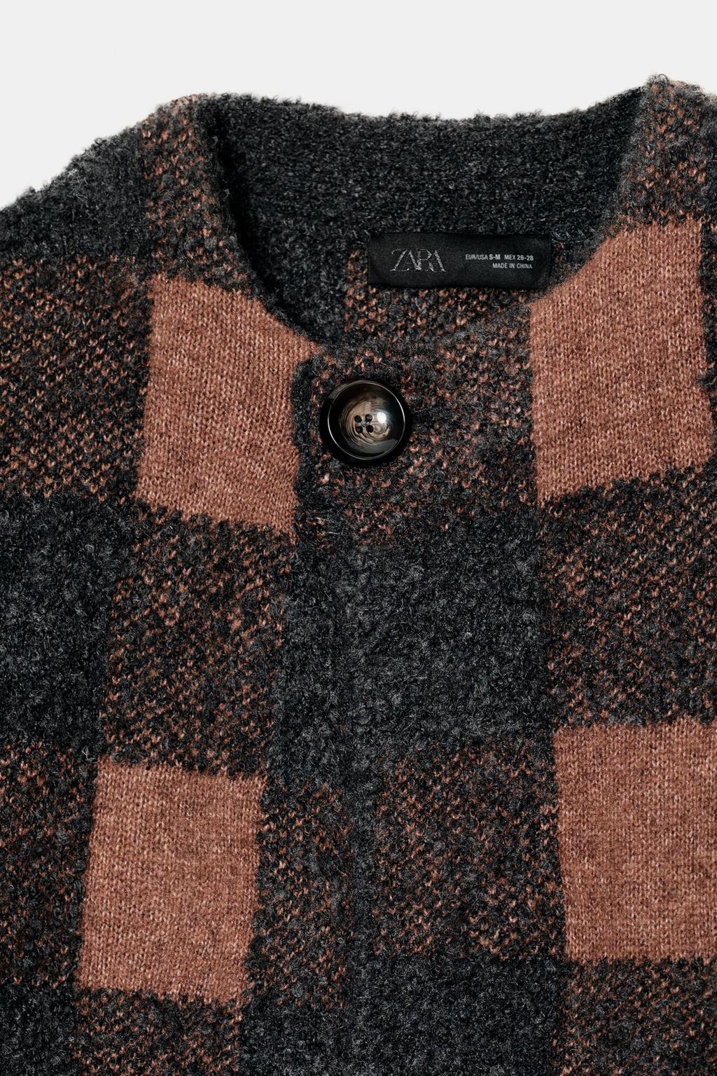 ТРИКОТАЖНОЕ ПАЛЬТО В КЛЕТКУ