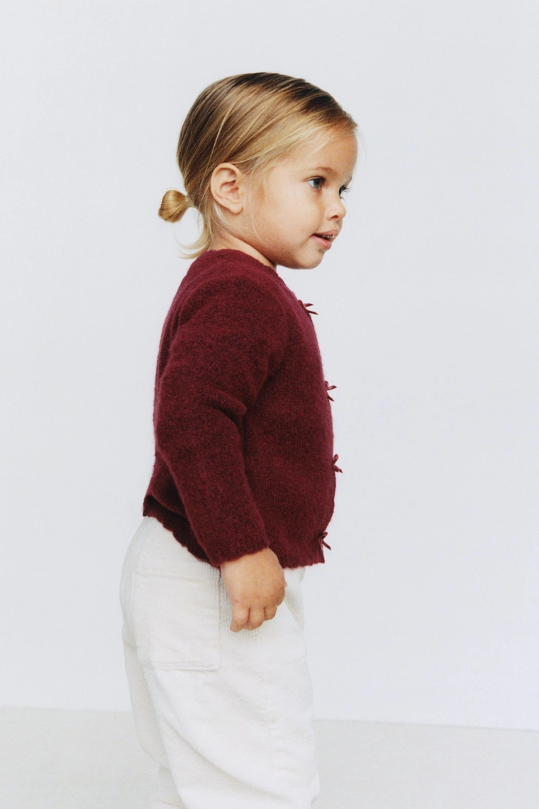 Кардиган с бархатным бантом