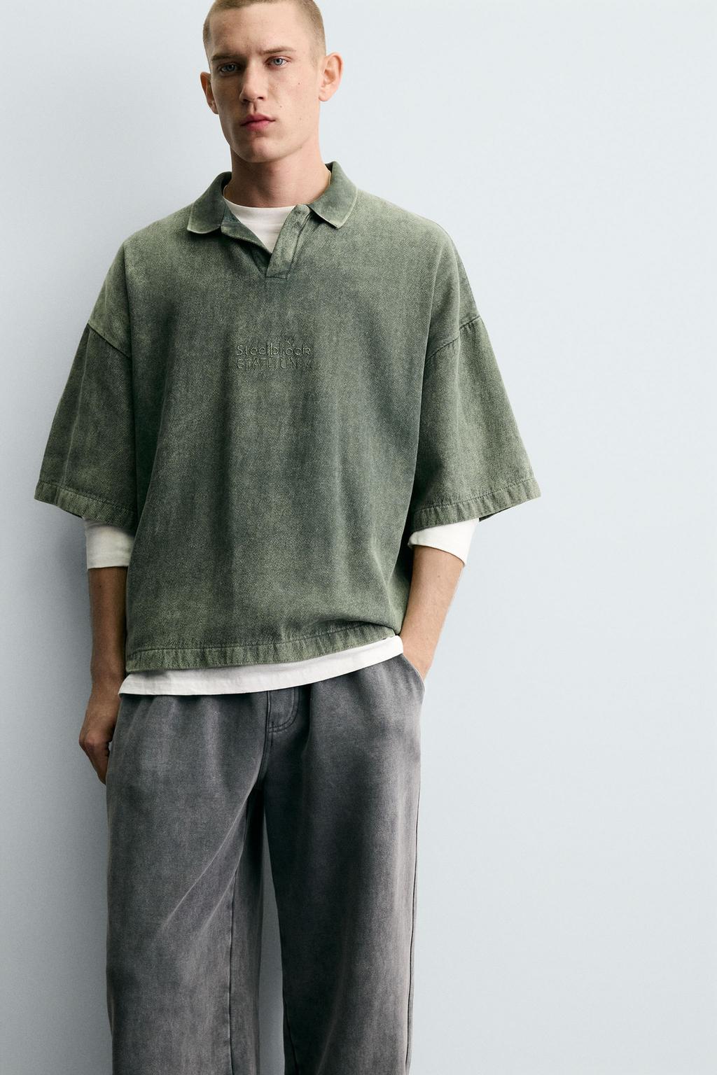 ПОЛО ИЗ СТРУКТУРНОЙ ТКАНИ С ЭФФЕКТОМ ПОТЕРТОСТИ