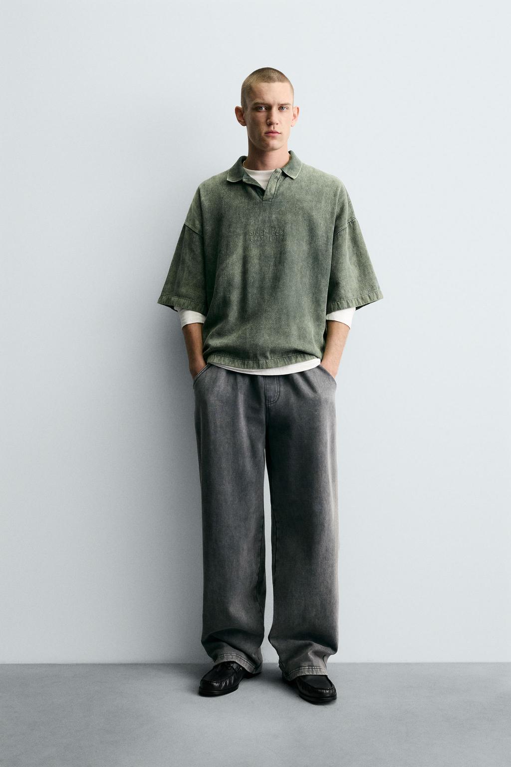 ПОЛО ИЗ СТРУКТУРНОЙ ТКАНИ С ЭФФЕКТОМ ПОТЕРТОСТИ