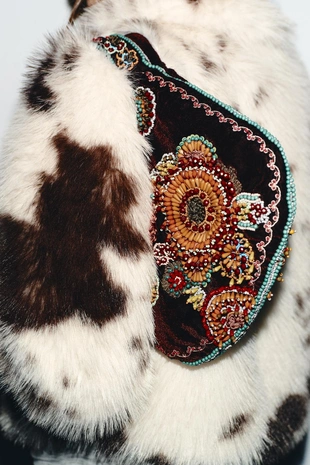 Сумка на плечо с вышивкой- Заказать в России