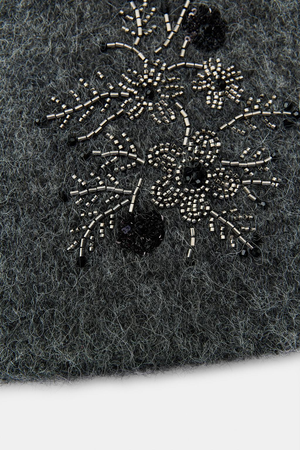 ШАРФ С ВЫШИВКОЙ И БУСИНАМИ