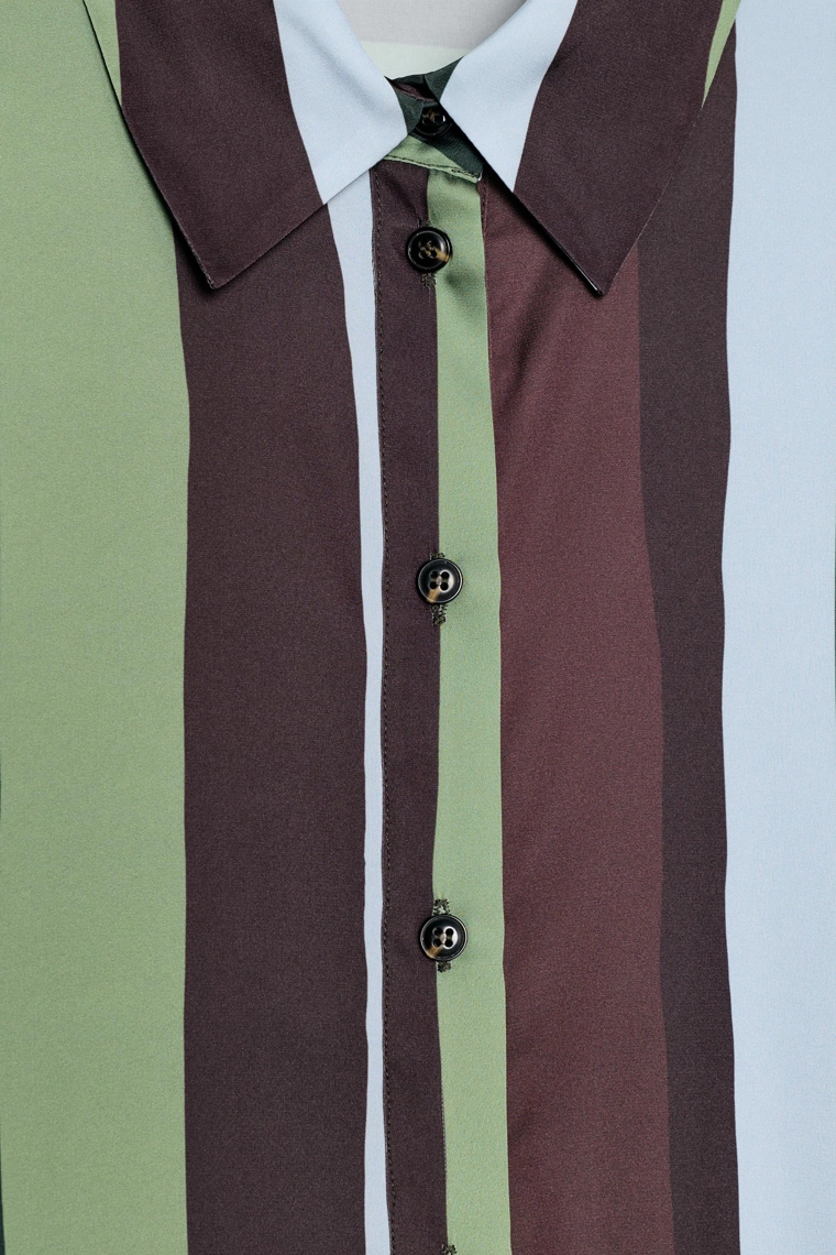 Рубашка из полосатого атласа