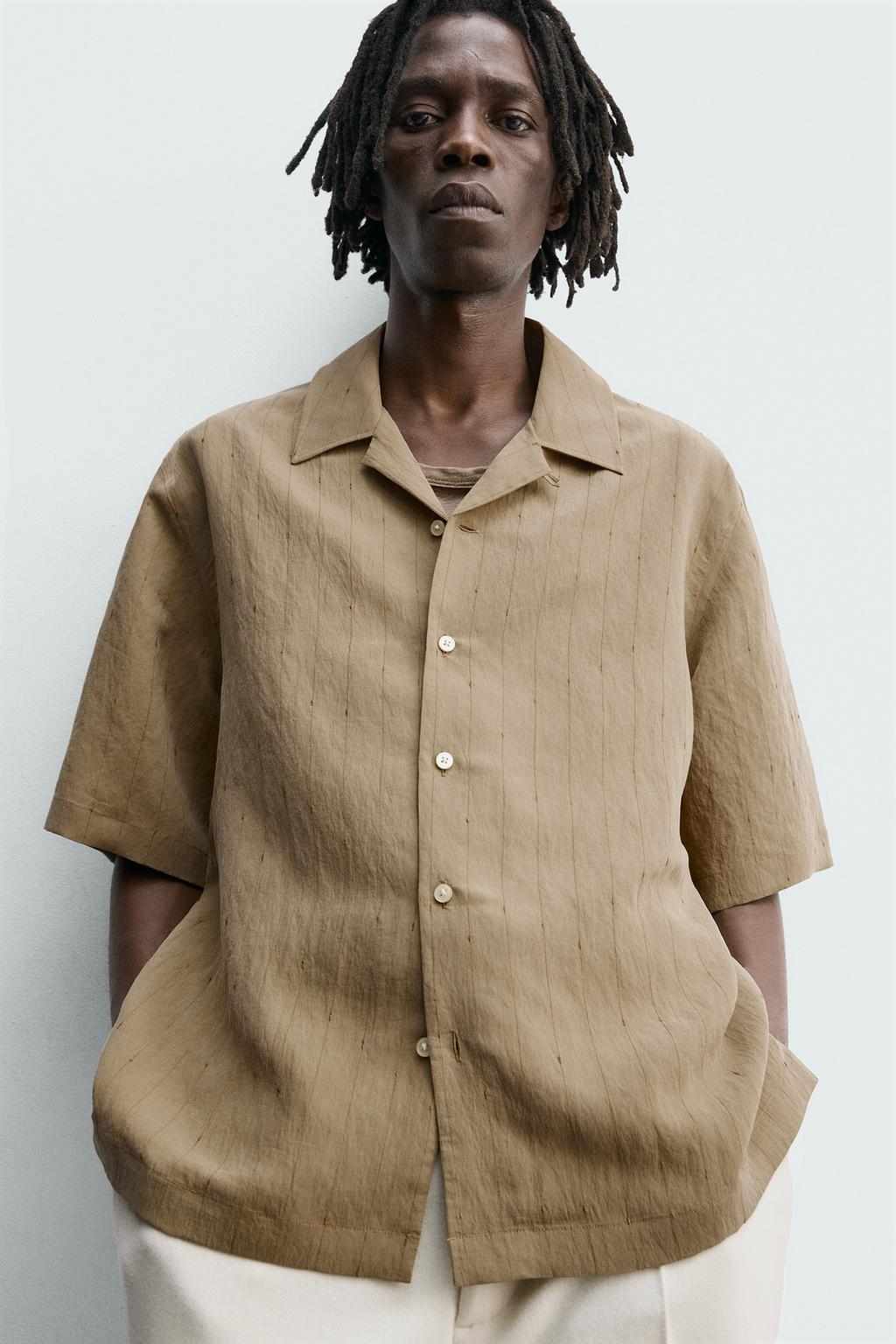 Рубашка в полоску из плавного материала