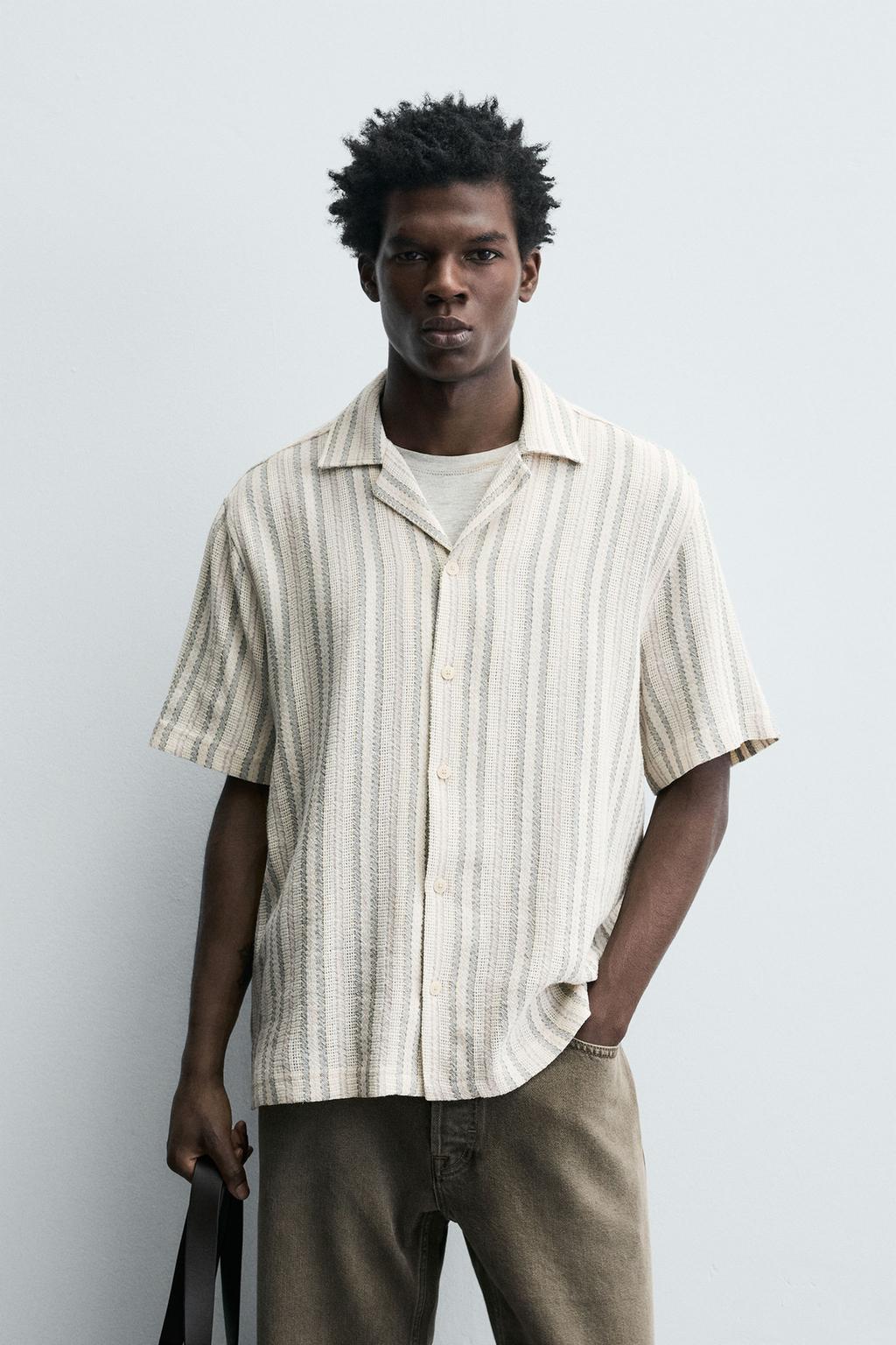 Рубашка в геометрическом джаккарде