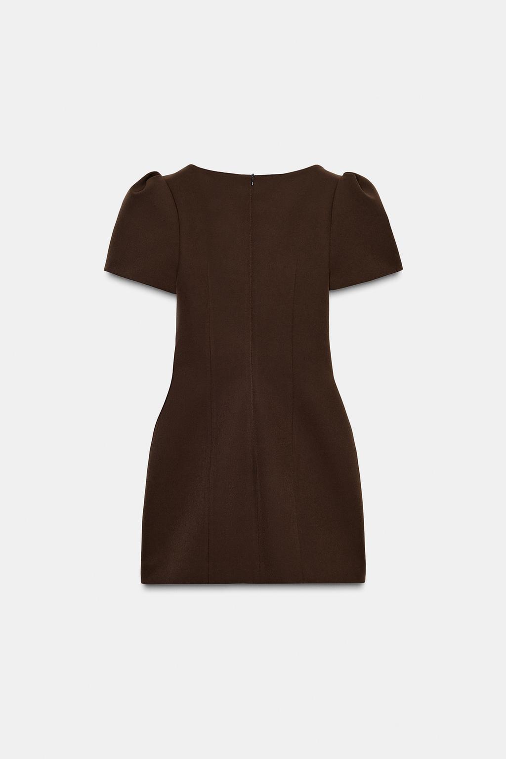 КОРОТКОЕ ПЛАТЬЕ СО СКЛАДКАМИ И КАРМАНАМИ