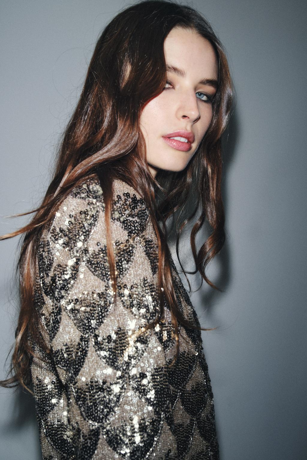 КОРОТКОЕ ПЛАТЬЕ С ПАЙЕТКАМИ — ZW COLLECTION