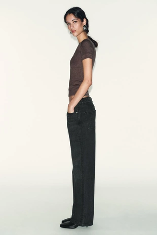 Минималистичная футболка с короткими рукавами- Заказать в России