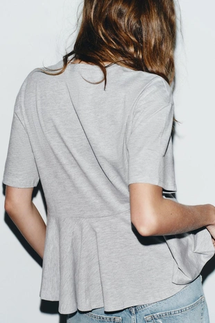 Футболка в стиле преппи с воланами- Заказать в России