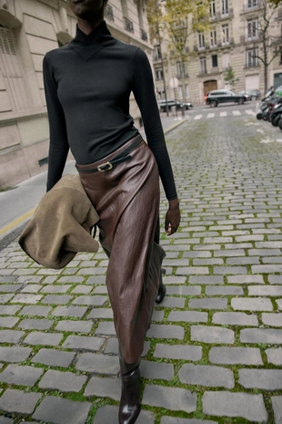 Свитер из шерсти с высоким воротником назапах- Заказать в России