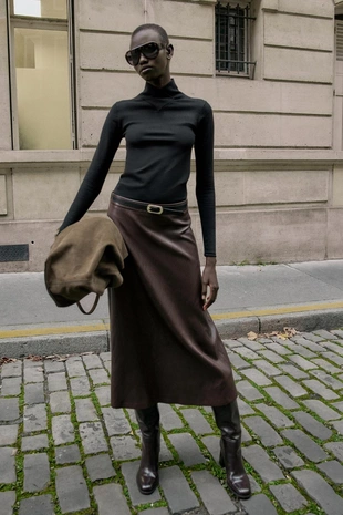 Свитер из шерсти с высоким воротником назапах- Заказать в России