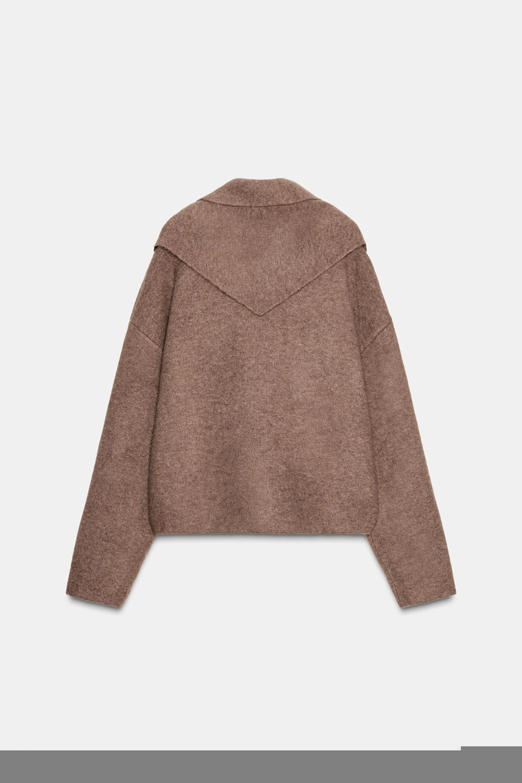 Джемпер из вязаной ткани с шарфом